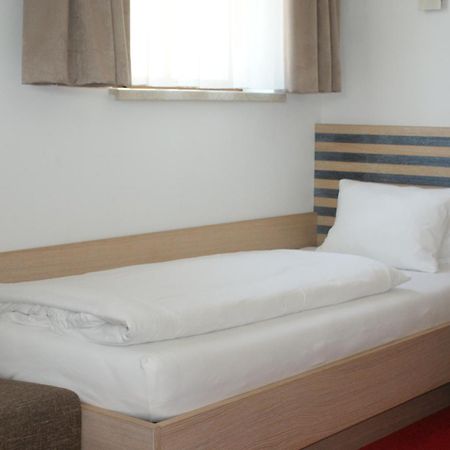 Gaestehaus Brugger Lauterach Room photo