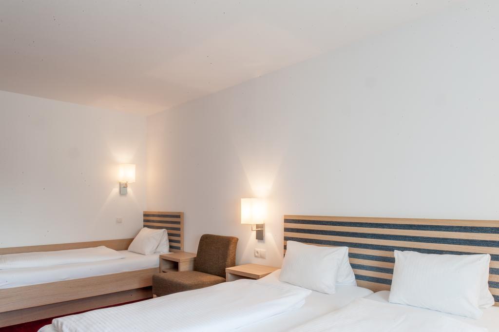 Gaestehaus Brugger Lauterach Room photo