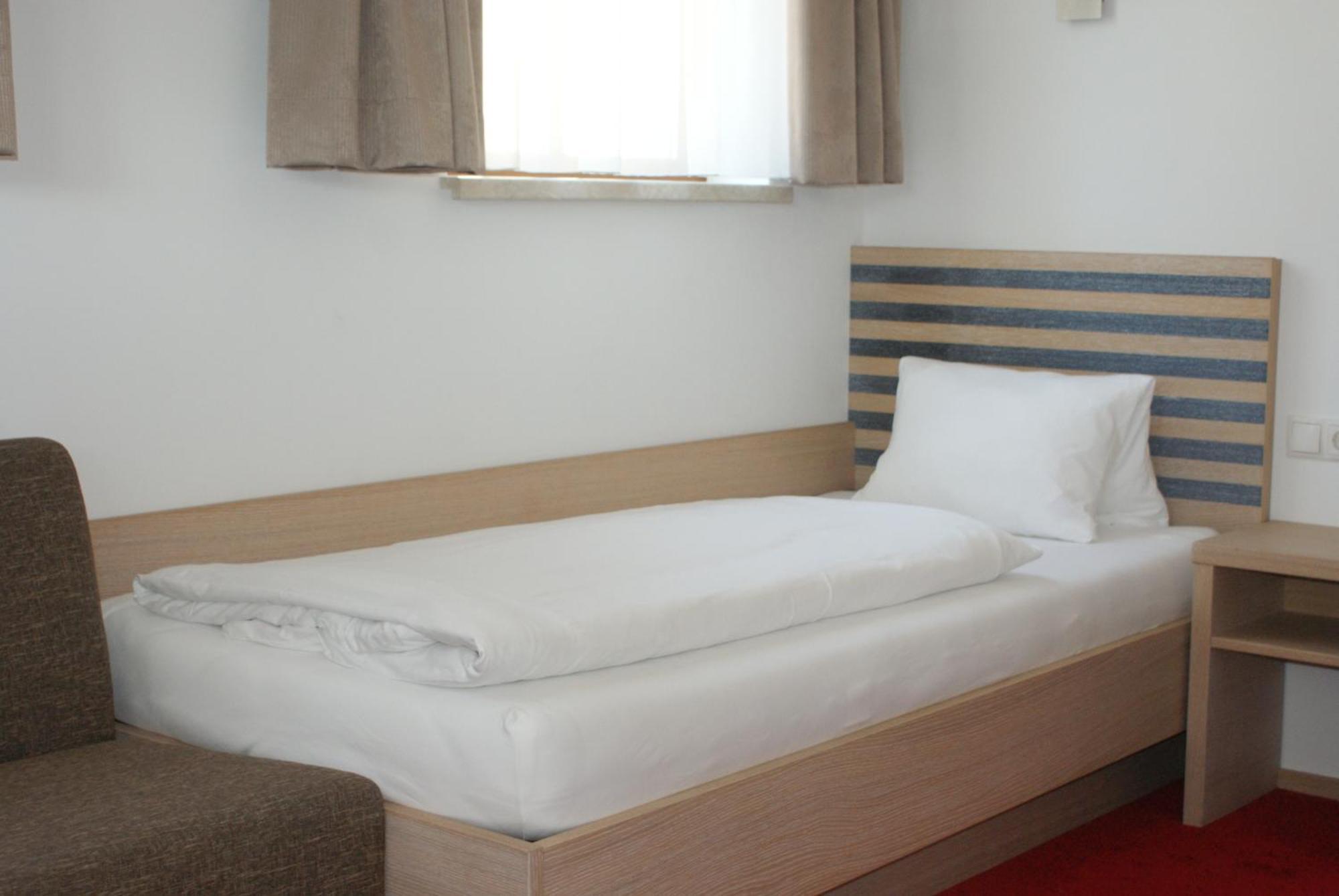 Gaestehaus Brugger Lauterach Room photo